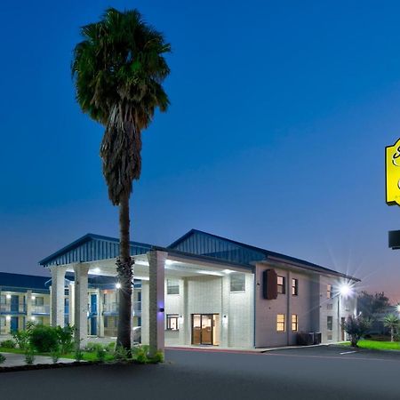 מלון Super 8 By Wyndham Victoria - South - Hwy 59 מראה חיצוני תמונה